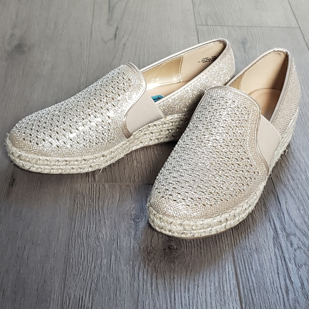 Andiamo Espandrilla Sparkle Slip On Shoes Size 10
